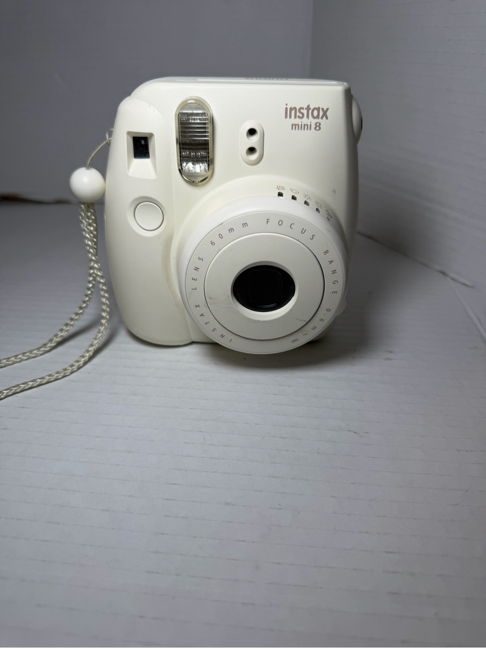 Fujifilm Instax Mini 8 Instant Camera - White - Tested Working